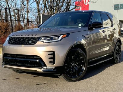 New 2025 Land Rover Discovery Dynamic SE