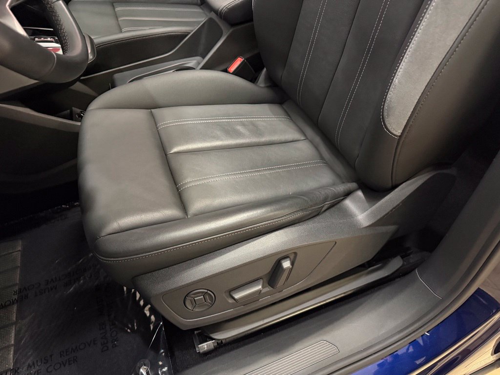 Used 2023 Audi Q4 e-tron Prestige AWD/4WD image 13