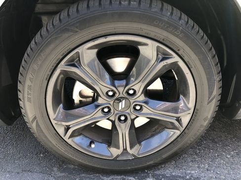 Used 2018 Dodge Journey Crossroad AWD/4WD image 9