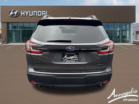 Used 2025 Subaru Ascent Bronze Edition image 4
