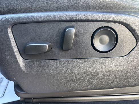 Used 2024 Chevrolet Silverado 3500 High Country w/ High Country Premium Package image 14