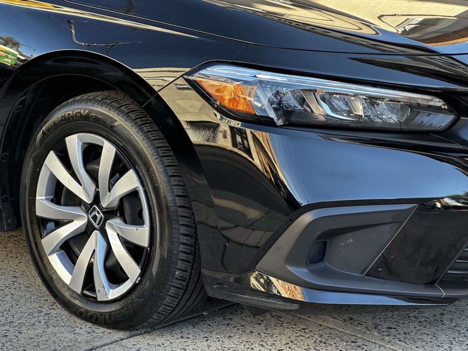 Used 2024 Honda Civic LX image 11