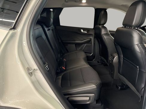 New 2025 Ford Escape SE image 25