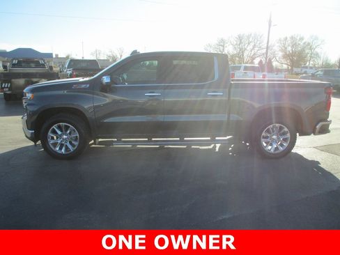 Used 2020 Chevrolet Silverado 1500 LTZ w/ LTZ Premium Package image 8