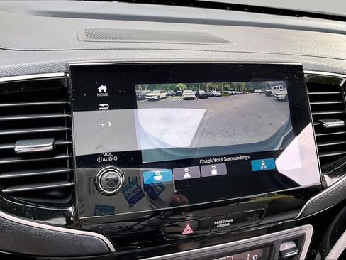 Used 2019 Honda Pilot Touring image 27