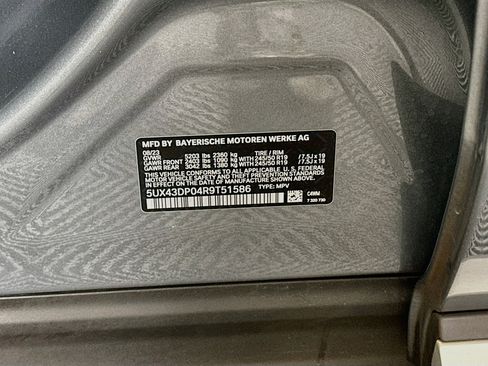 Used 2024 BMW X3 sDrive30i w/ Premium Package RWD image 12