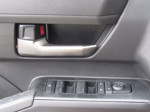 New 2025 Toyota Tacoma TRD Off-Road AWD/4WD image 33