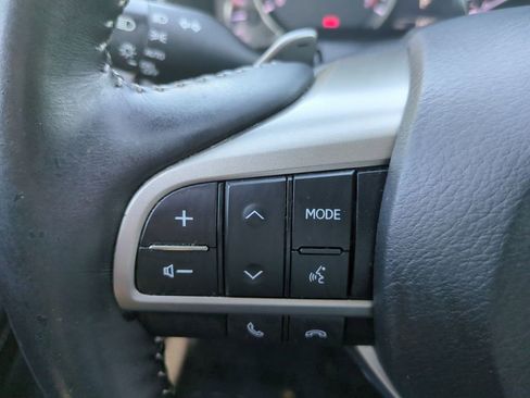 Used 2020 Lexus RX 350L FWD w/ Premium Package image 27