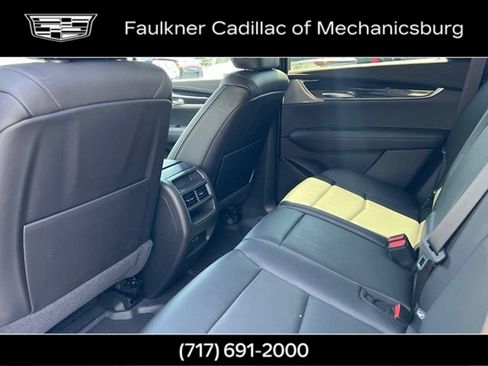 Used 2023 Cadillac XT5 Premium Luxury w/ Technology Package AWD/4WD image 16
