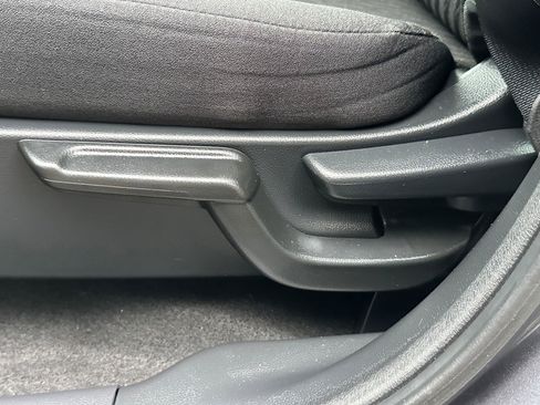 Used 2020 Honda Fit EX image 22