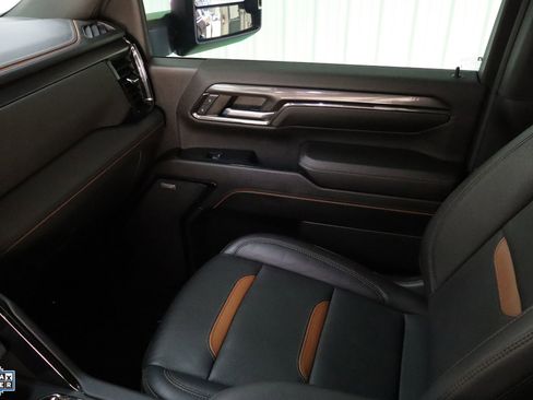 Used 2024 GMC Sierra 2500 AT4 w/ AT4 Premium Plus Package image 24