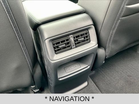 Used 2026 Honda CR-V EX-L image 10