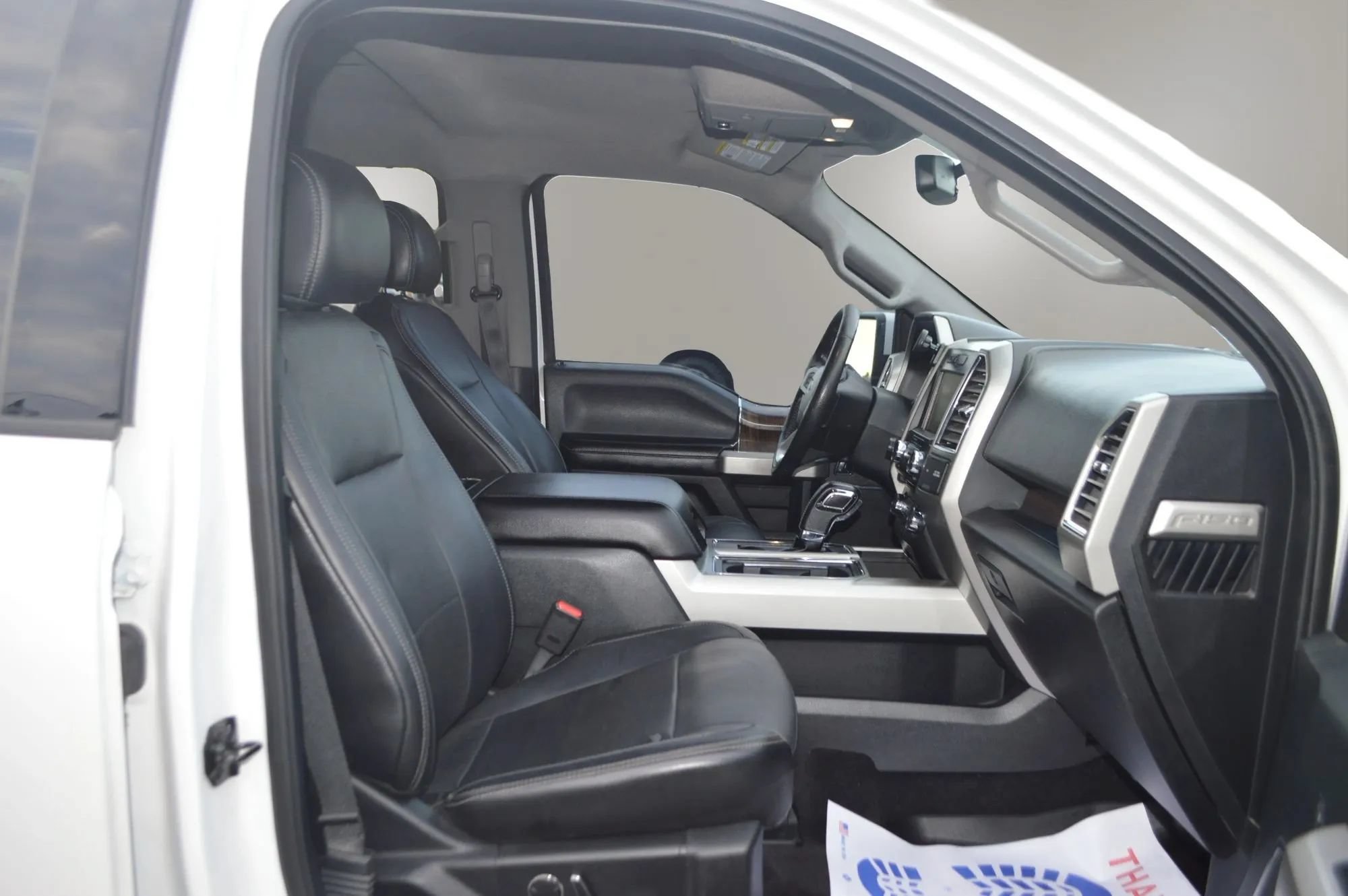 Used 2015 Ford F150 Lariat w/ Equipment Group 501A Mid AWD/4WD image 26