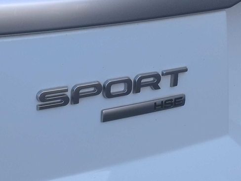 Used 2019 Land Rover Range Rover Sport HSE image 13