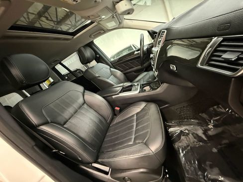 Used 2016 Mercedes-Benz GL 450 4MATIC image 27