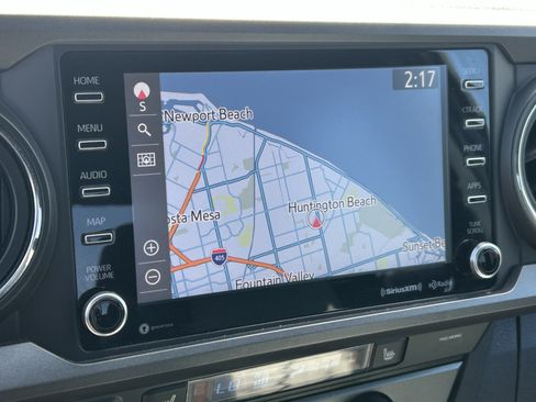 Used 2020 Toyota Tacoma TRD Off-Road AWD/4WD image 6