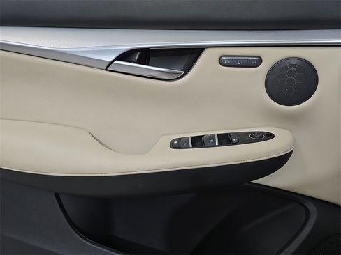 Used 2019 INFINITI QX50 Essential w/ Premium Heat Package image 30