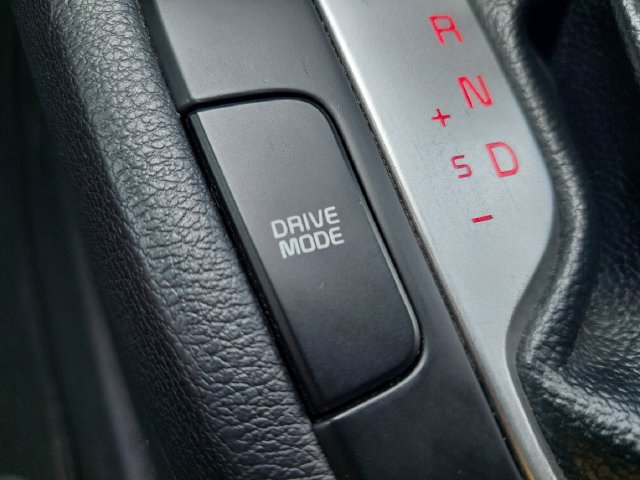 Used 2023 Kia Forte LXS w/ LXS Technology Package FWD image 13