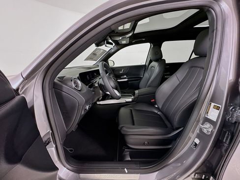 New 2026 Mercedes-Benz GLB 250 image 21