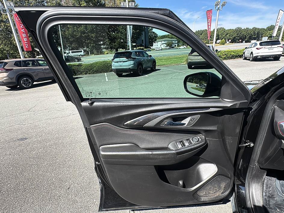 Used 2022 Chevrolet TrailBlazer RS FWD image 17