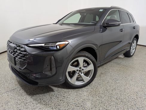 New 2025 Audi Q5 Premium Plus image 18