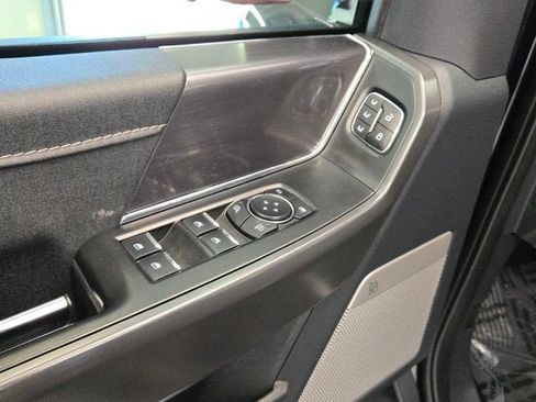 Used 2024 Ford F150 Lariat AWD/4WD image 22
