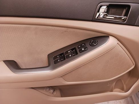 Used 2012 Kia Optima Hybrid w/ Hybrid Convenience Pkg image 26