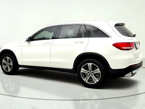 Used 2018 Mercedes-Benz GLC 300 4MATIC w/ Premium Package image 7