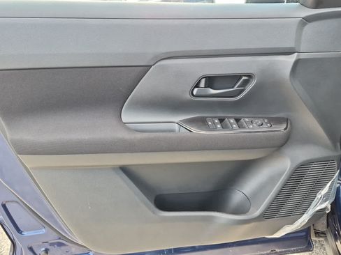 Used 2026 Nissan Kicks S FWD image 9