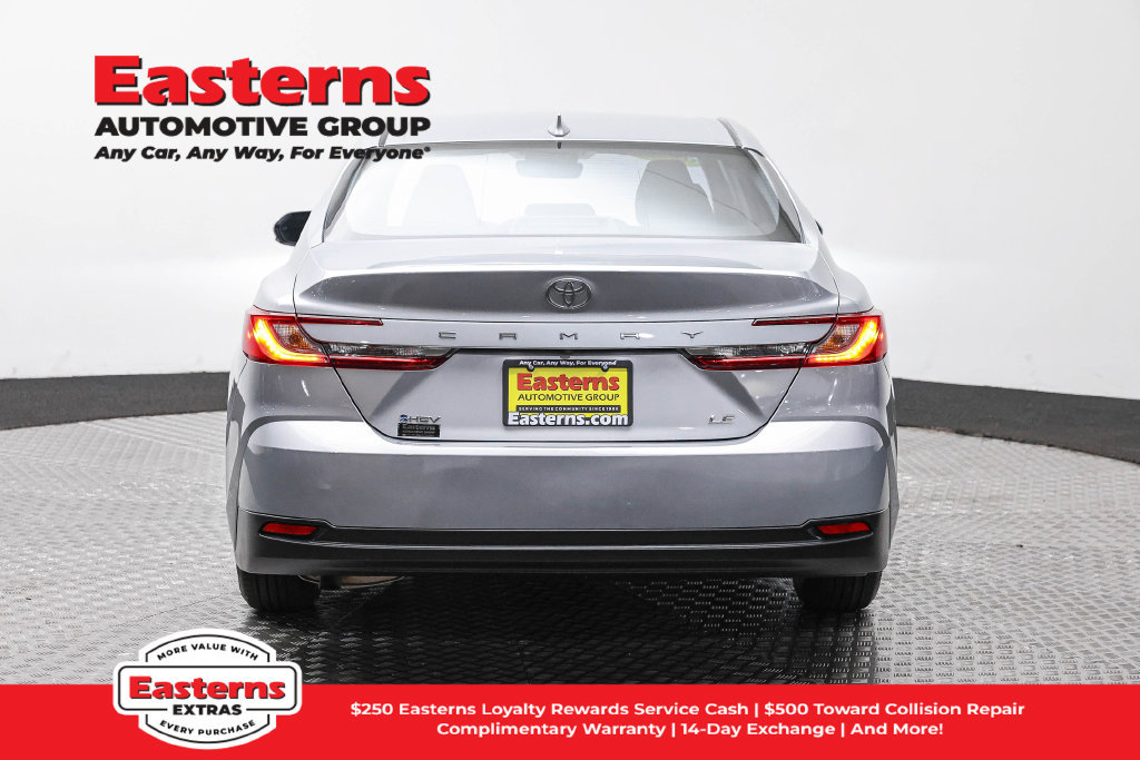 Used 2025 Toyota Camry LE w/ Convenience Package FWD image 7