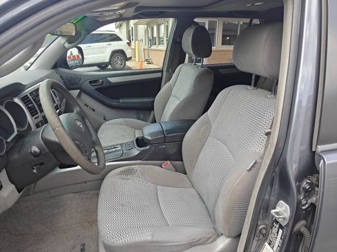 Used 2008 Toyota 4Runner SR5 w/ SR5 Extra Value Pkg 1 AWD/4WD image 9