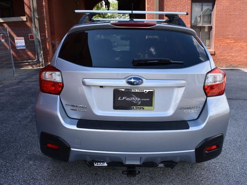 Used 2017 Subaru Crosstrek 2.0i Premium AWD/4WD image 4