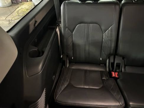 Used 2021 Ford Expedition Max Platinum AWD/4WD image 25