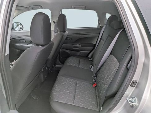 Used 2026 Mitsubishi Outlander Sport LE AWD/4WD image 12