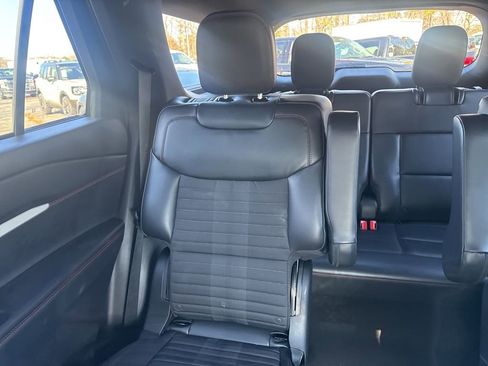 Used 2025 Ford Explorer ST-Line image 14