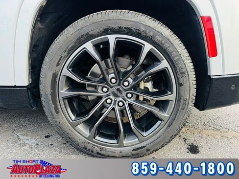 Used 2024 Jeep Grand Wagoneer Series II w/ Quick Order Packagew 28T image 19