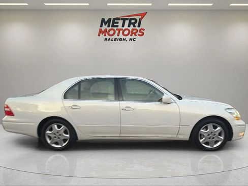 Used 2005 Lexus LS 430 LS 430 Sedan 4D image 3