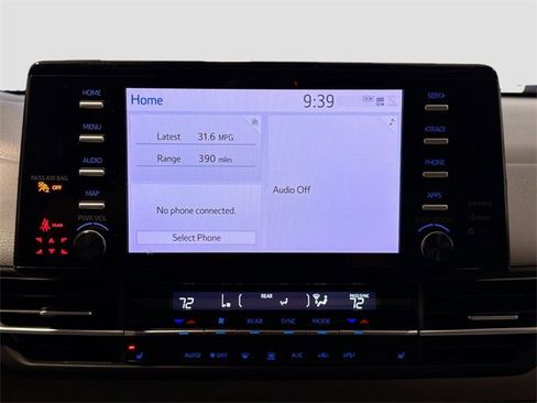 Certified 2024 Toyota Sienna XLE image 11