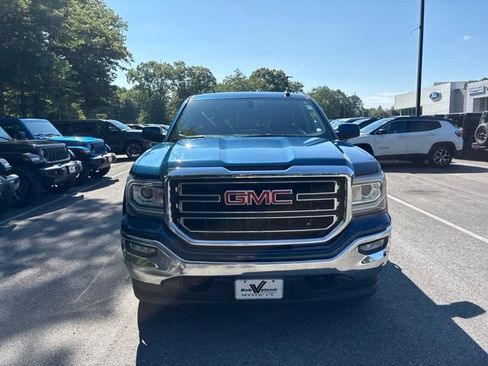 Used 2017 GMC Sierra 1500 SLE w/ SLE Value Package AWD/4WD image 3