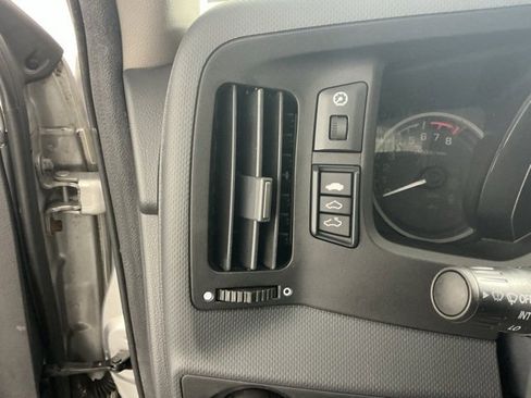 Used 2014 Honda Ridgeline SE image 26