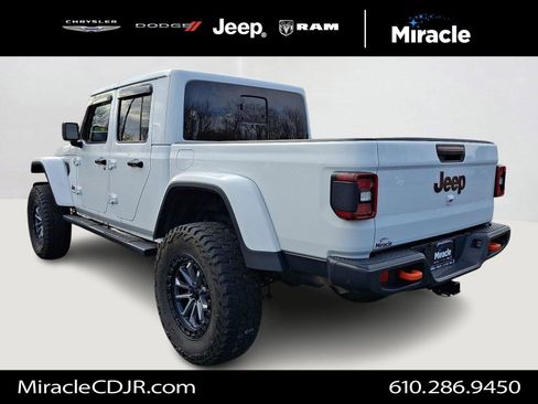 Certified 2020 Jeep Gladiator Mojave image 4