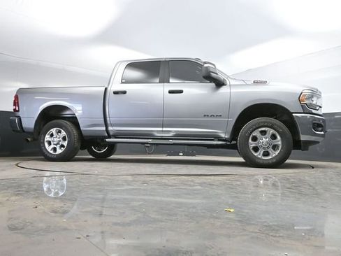 Used 2024 RAM 2500 Big Horn w/ Safety Group AWD/4WD image 57