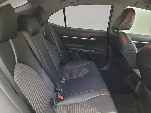 Used 2023 Toyota Camry SE FWD image 19