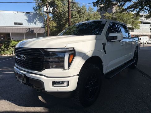 Used 2025 Ford F150 Platinum w/ Equipment Group 702A High image 3