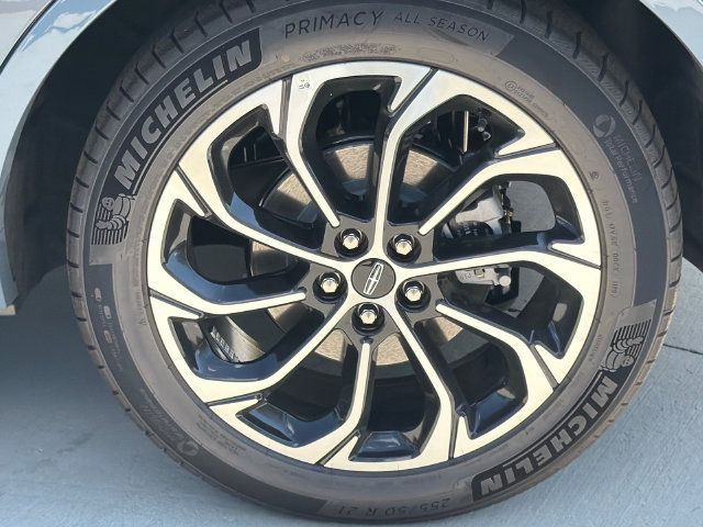 New 2026 Lincoln Nautilus Reserve AWD/4WD image 21