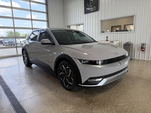 Used 2022 Hyundai Ioniq 5 SE AWD/4WD image 6