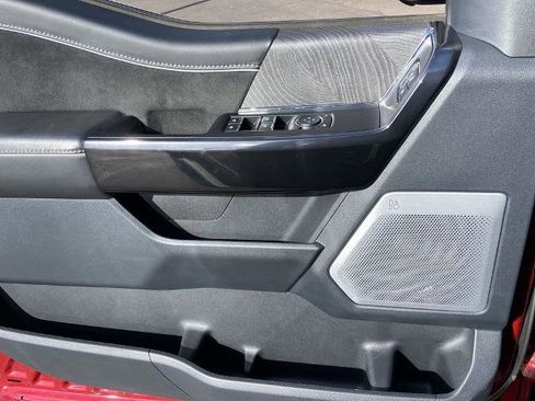 Used 2023 Ford F150 Lightning Platinum image 18