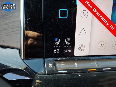 Used 2024 Volkswagen Atlas SE image 22