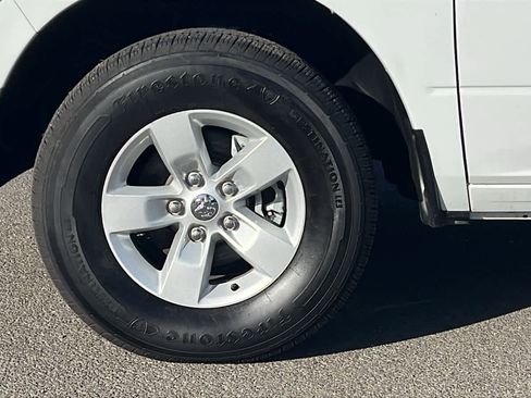 Certified 2022 RAM 1500 Tradesman w/ Chrome Appearance Group image 9