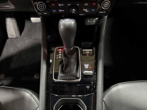 Used 2023 Jeep Compass Limited image 32